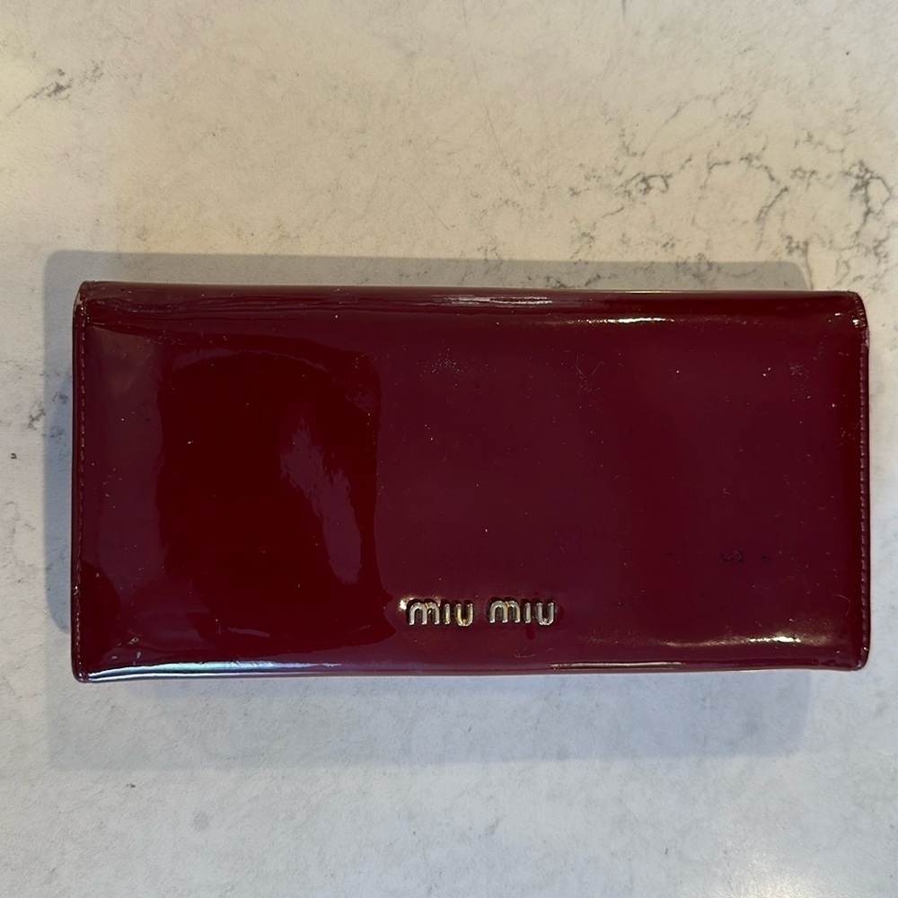 Miu Mui red patent leather continental wallet